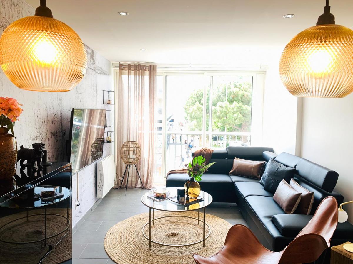 Apartment En Plein Centre-ville, A Proximite De Toutes Les Commodites Et A Seulement 500m De La